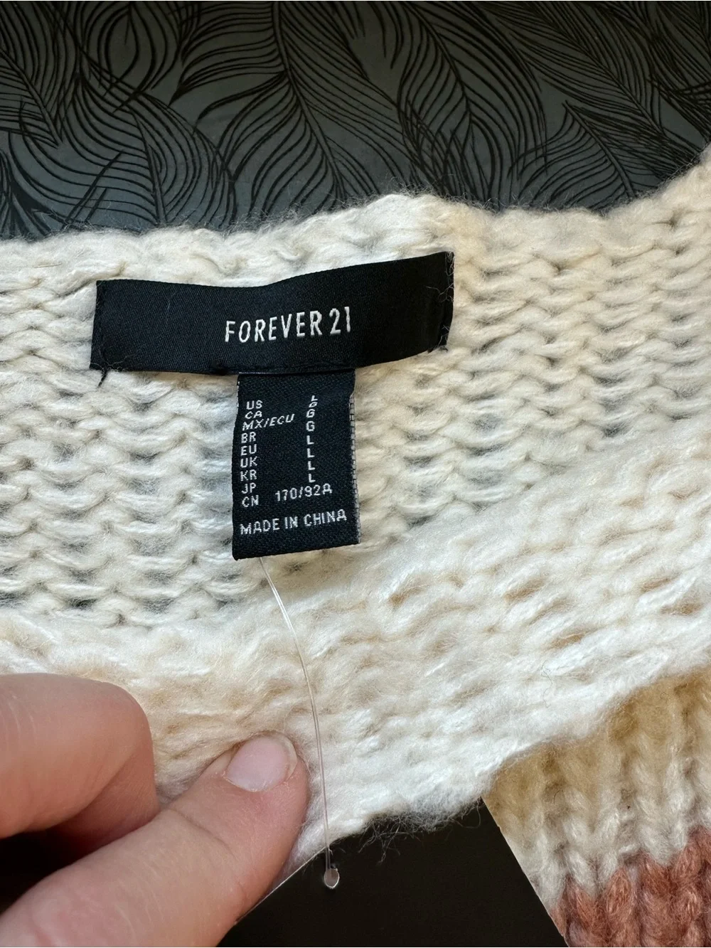 Forever 21 Colorblock Crewneck Sweater in Cream, Blush & Rust